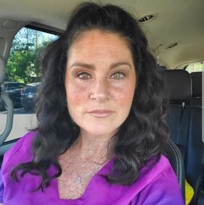 Meet your Posher, Stacy